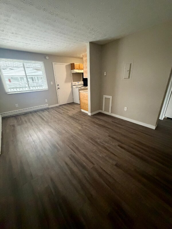 Foto del edificio - 520 Massillon Rd