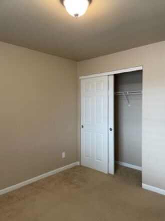 Building Photo - 7084 Ash Creek Heights