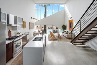 Building Photo - 803 Wilcox Ave