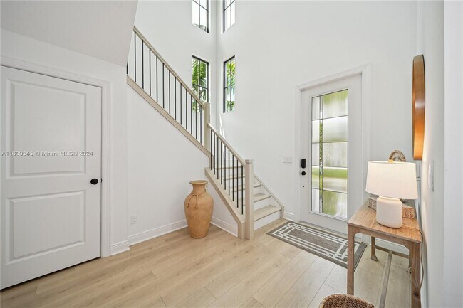 Foto del edificio - 13062 Artisan Cir