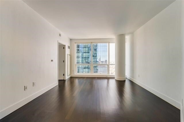 Foto del edificio - 77 Hudson St