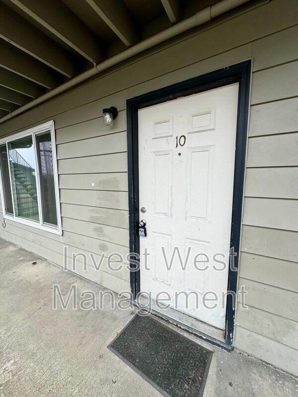 Foto del edificio - 944-933 33rd Ave