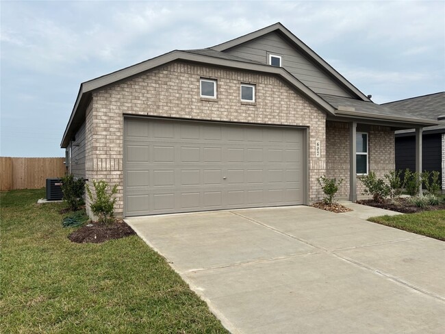 Foto del edificio - 607 Amberwood Creek Dr