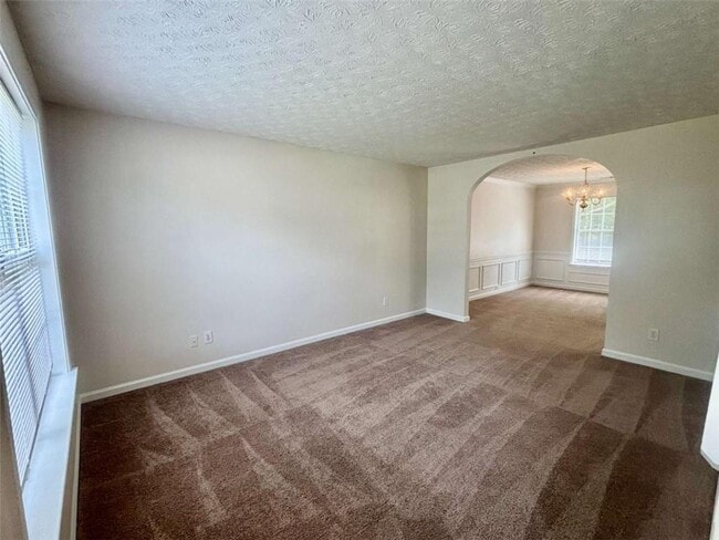 Foto del edificio - 540 Manor Glen Dr