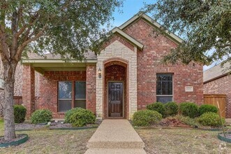 Building Photo - 6911 Nava