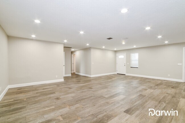 Building Photo - 10422 Jane Eyre Dr