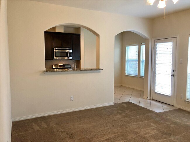Foto del edificio - 8911 Clovermist Dr