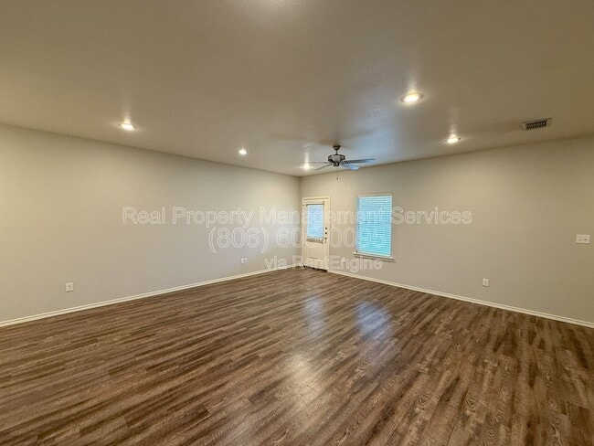 Foto del edificio - 6931 20th St