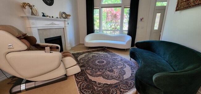 Livimg room - 10414 NW Brittney Ct