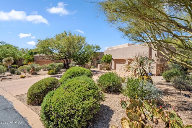 Foto del edificio - 7466 E High Point Dr