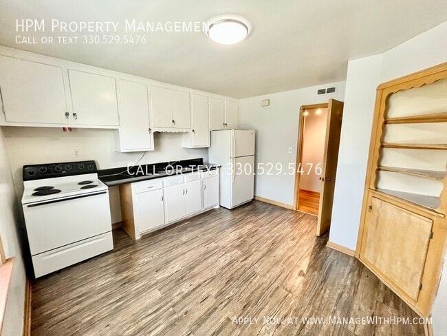 Building Photo - One-Bedroom for Rent