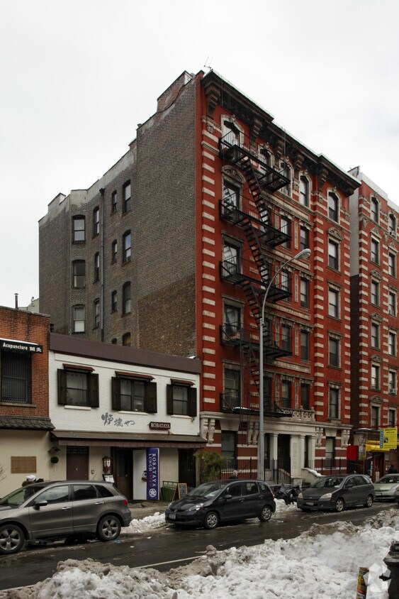 Primary Photo - 233 E 9th St