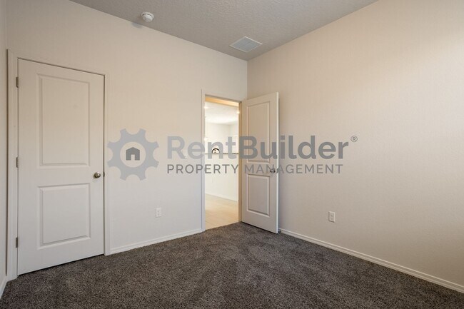 Foto del edificio - CALL US TODAY AT (505) 808-6467 TO SCHEDUL...
