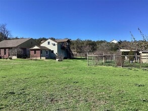 Building Photo - 1050 Hidden Hills Dr