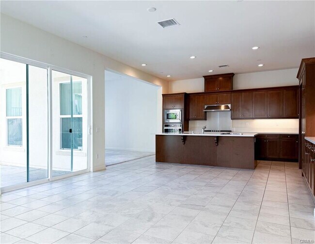 Foto del edificio - 20808 Spruce Cir