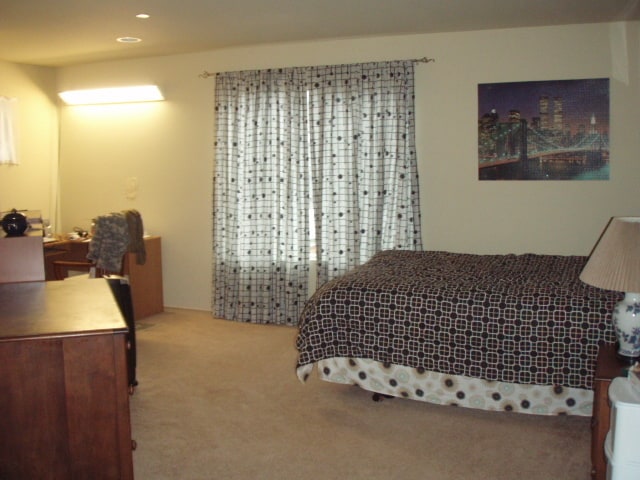 Building Photo - Dupont 3 Bedroom home
