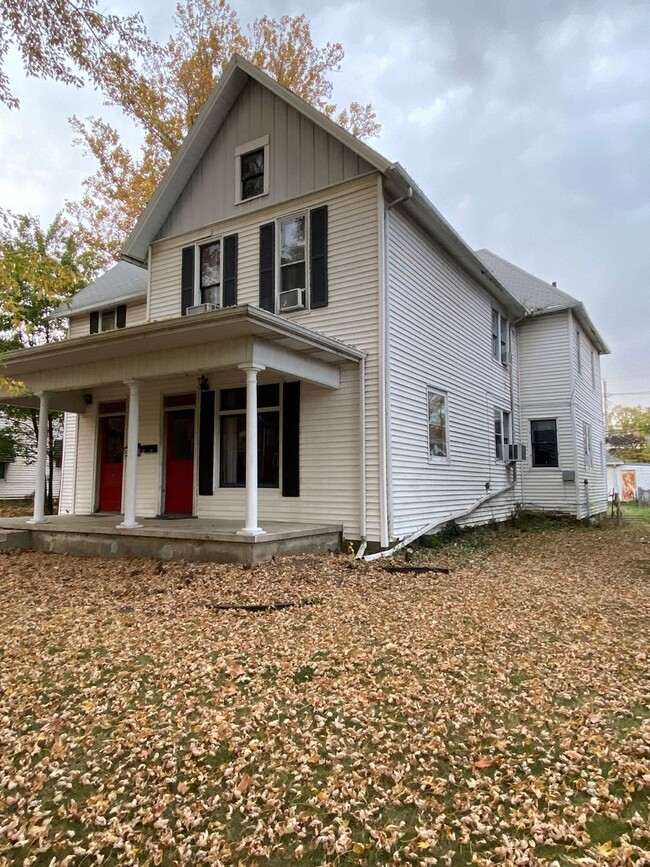 Building Photo - 1316-1318 North Street