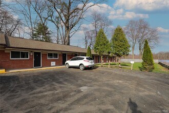 Building Photo - 669 Broadway