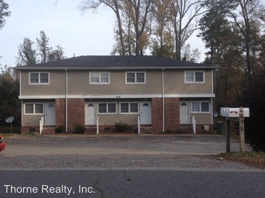 698 W Hamlet St, NC 27864 Apartment for Rent in