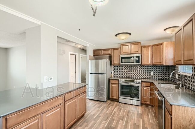 Building Photo - 8554 W Burgundy Dr
