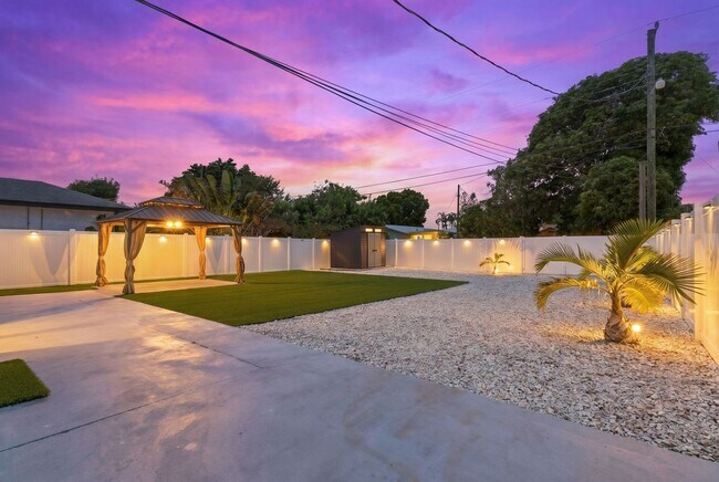 Foto del edificio - 128 NW 10th Ave