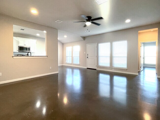 Foto del edificio - 100 W Windmill Way