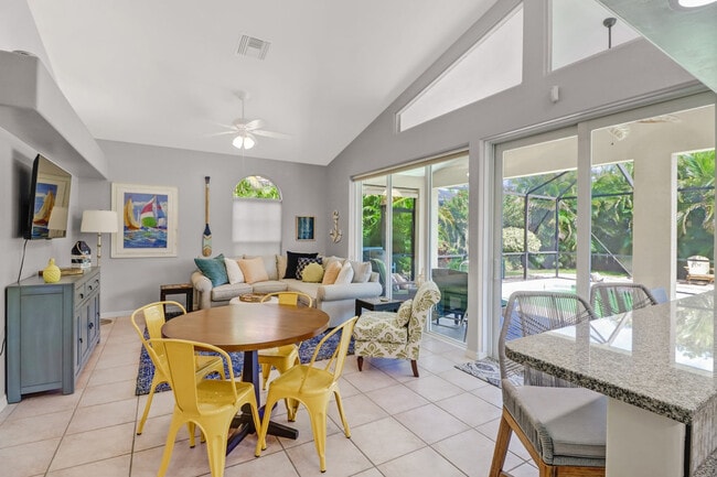 Foto del edificio - 619 98th Ave N