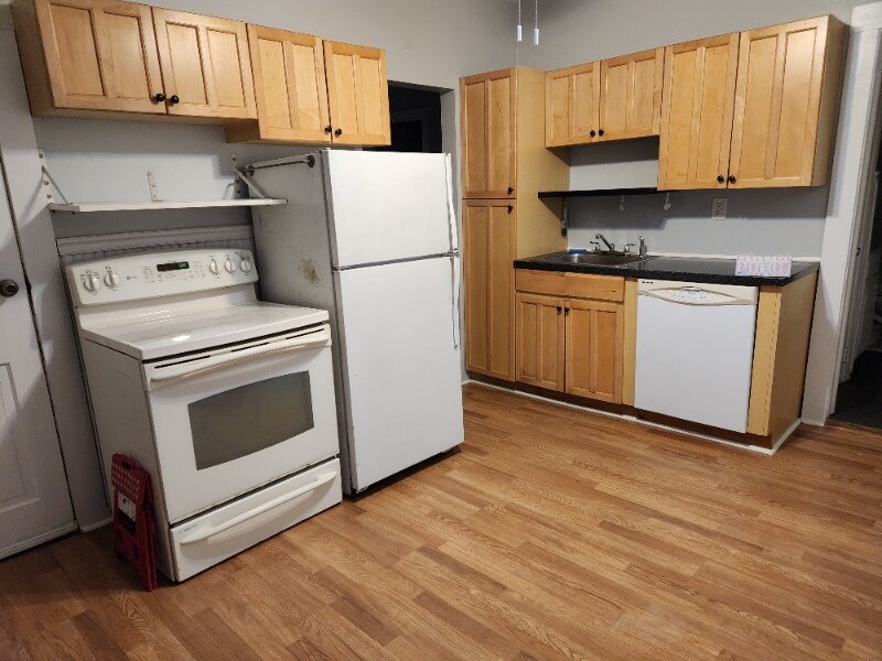 Foto principal - 51 Irving St