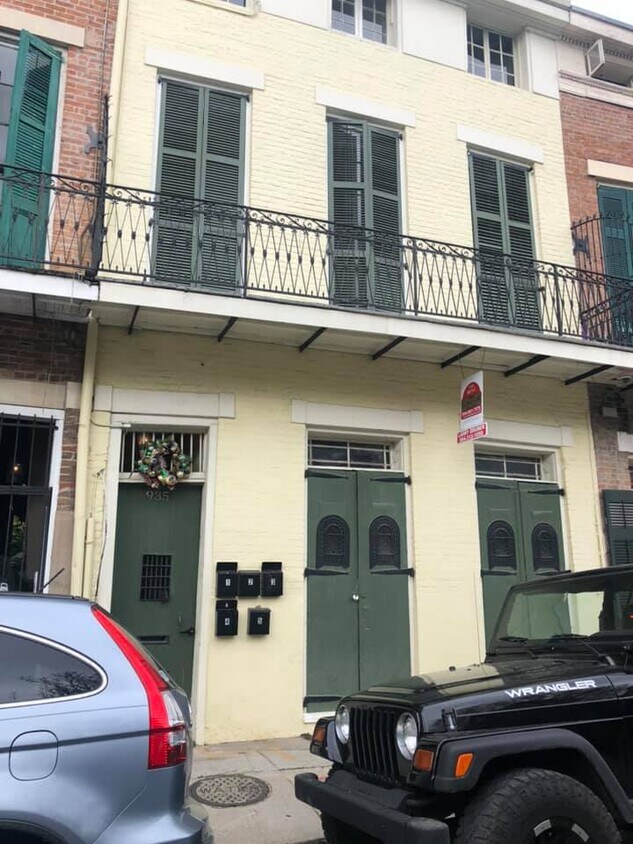 935 Dumaine St, New Orleans, LA 70116 Townhome Rentals in New Orleans LA