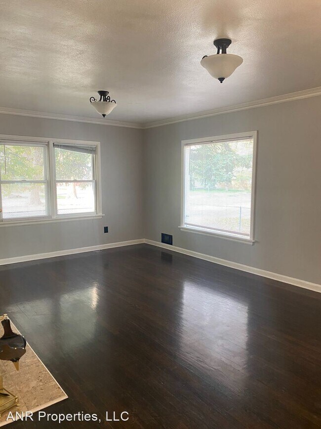 Building Photo - 2 br, 1 bath House - 1205 E Fremont