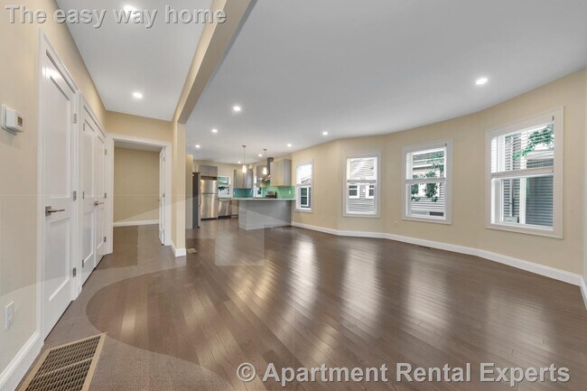 Photo - 161 4th St Apartment