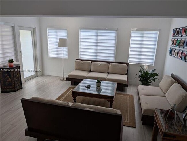 Foto del edificio - 3001 SW 19th St