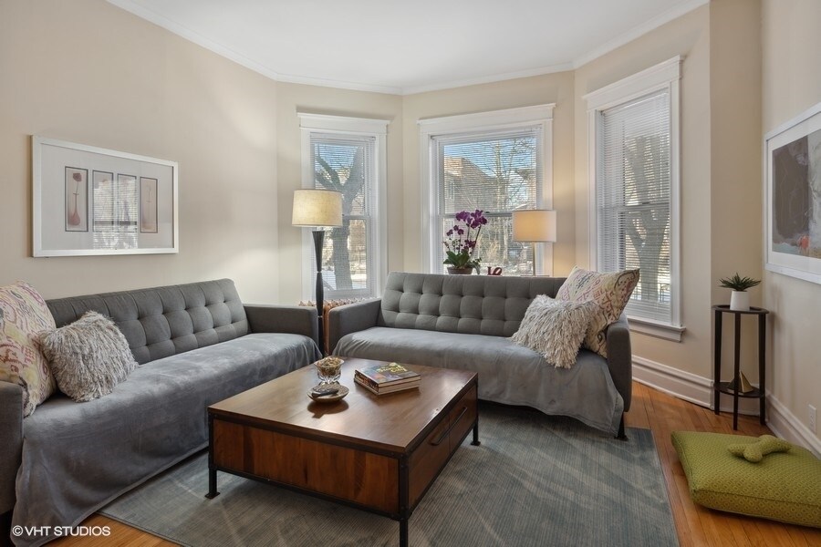 Foto principal - 1435 W Foster Ave