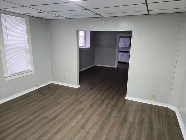 Foto del edificio - 1519 E Washington St