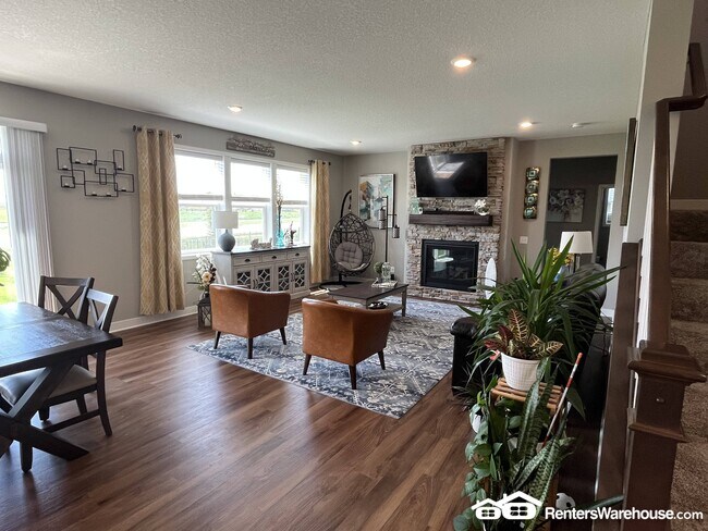 Foto del edificio - 18394 Greenstone Way