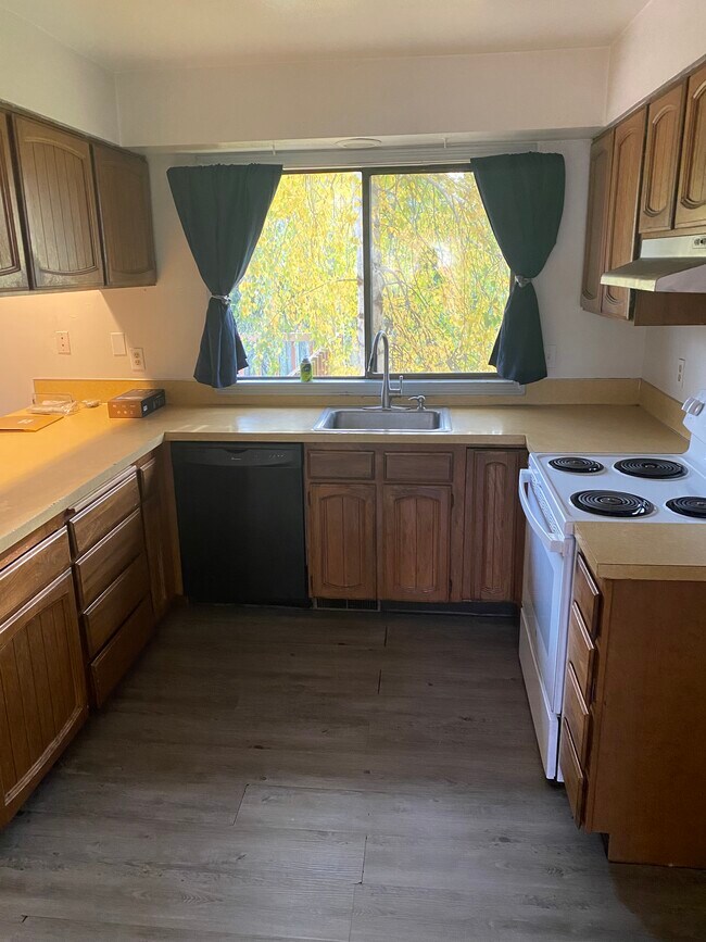 Foto del edificio - 1788 SW 5th St