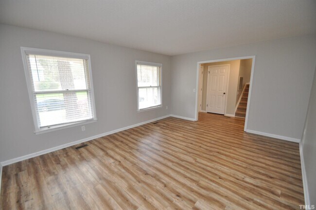 Building Photo - 5201 Shagbark Dr