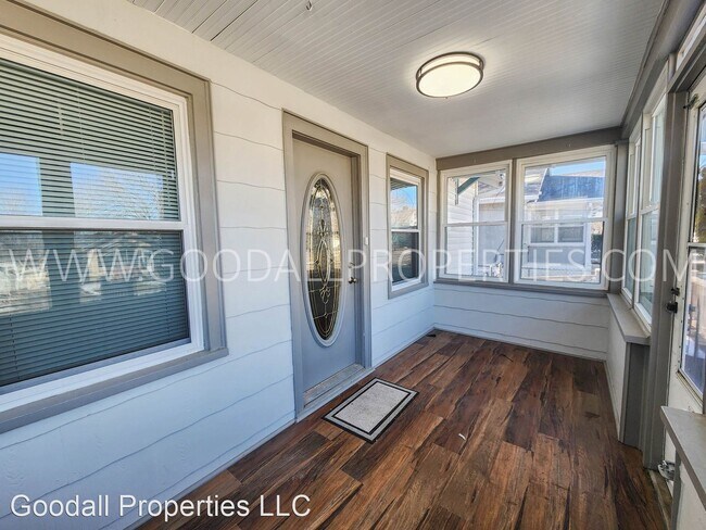 Foto del edificio - 2 br, 1 bath House - 1425 Richmond Ave