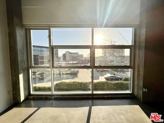 Foto del edificio - 510 S Hewitt St