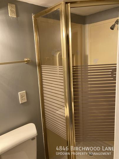 Foto del edificio - 4846 Birchwood Ln
