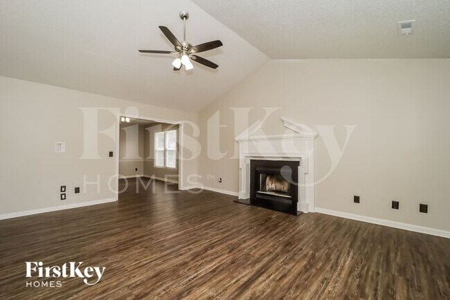 Building Photo - 16 Hickory Knoll Ct
