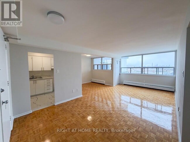 Building Photo - 1440 Lawrence Ave W