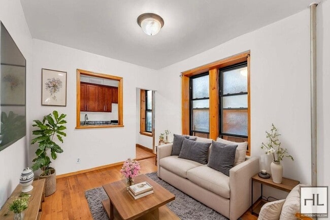 Building Photo - 261 14th St