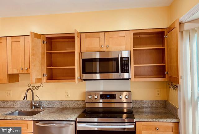 Building Photo - 5513 Lakewhite Ct