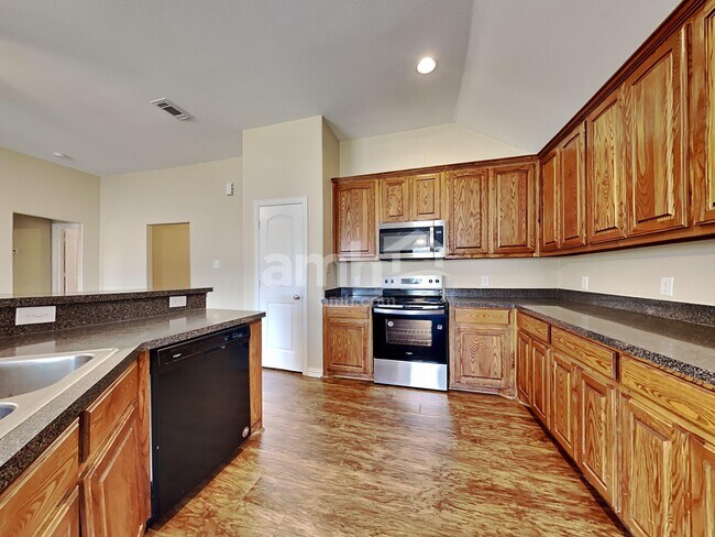 Foto del edificio - 213 Rawhide St