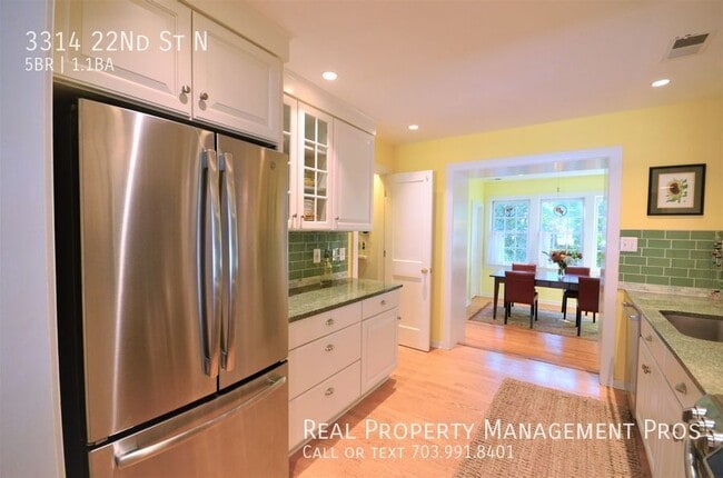 Foto del edificio - 3314 22nd St N