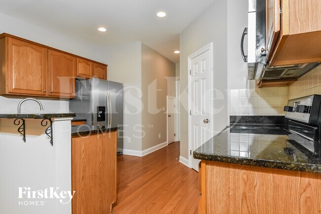 Foto del edificio - 6383 Clubside Dr