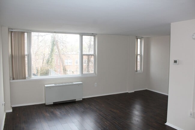 Interior Photo - Park East Apartments