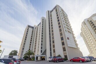 Building Photo - 450 S Gulfview Blvd