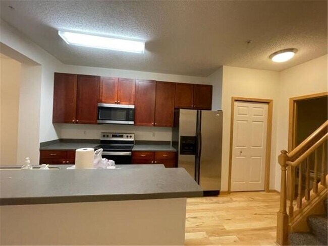 Foto del edificio - 3049 Chamberlain St